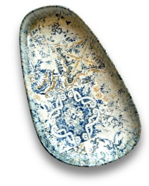 LS Luxurious Eren Ovel Platter 27.4X15.7cm Materia: Porcelain Colour: Blue with Yellow & Cream Size: 27.4X15.7cm Pack of: 1pc